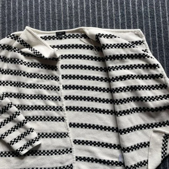 Talbots Cardigan XL Petite Black and White 98% Cotton - Picture 3 of 7